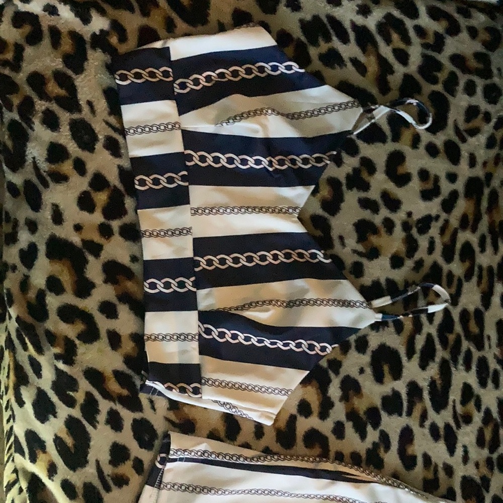 Two piece set navy blue and white high waisted - Picture 1 of 2
